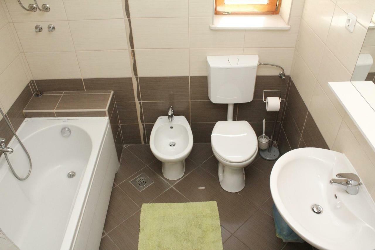 Apartman Morovic Свети свети Филип и Яков Екстериор снимка